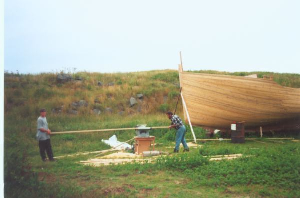 490: Red Island. Building the "Red Island Rose". (circa 2000) [courtesy of Madonna (Bishop) Mulrooney]